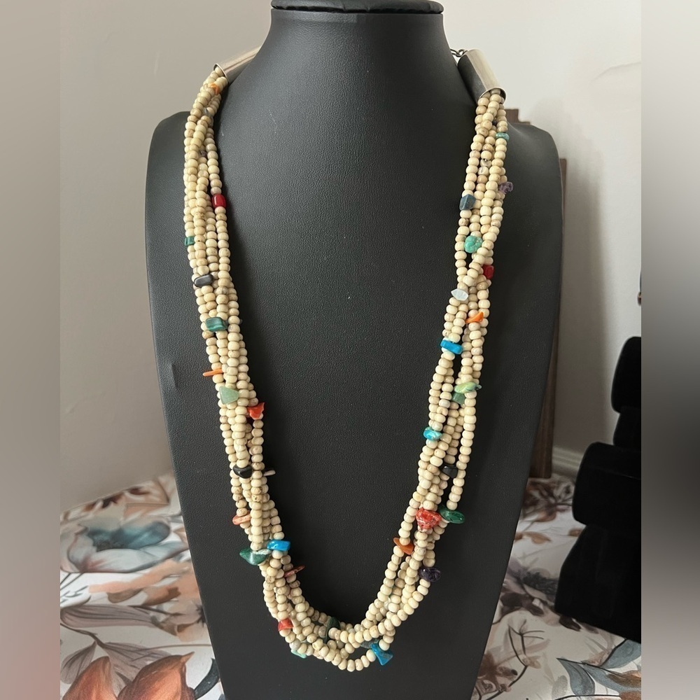 Native Style Riverstone Beads & Stone Necklace w/925 Hook Clasp D2